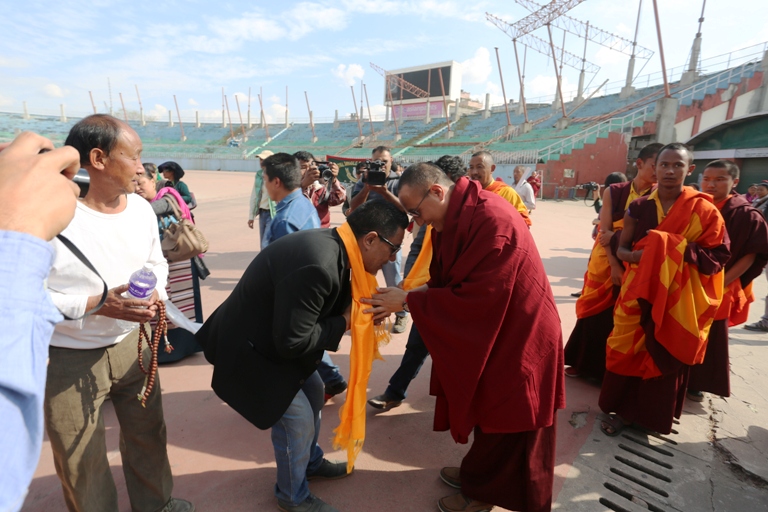 world-largest-thanka-4